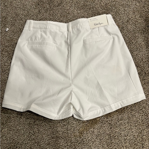 New Women’s Walter Hagen 5” Inseam Traditional Short White - Picture 1 of 8